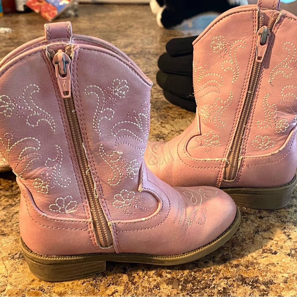 9T Pink Boots/Dress shoes - Picture 6 of 11